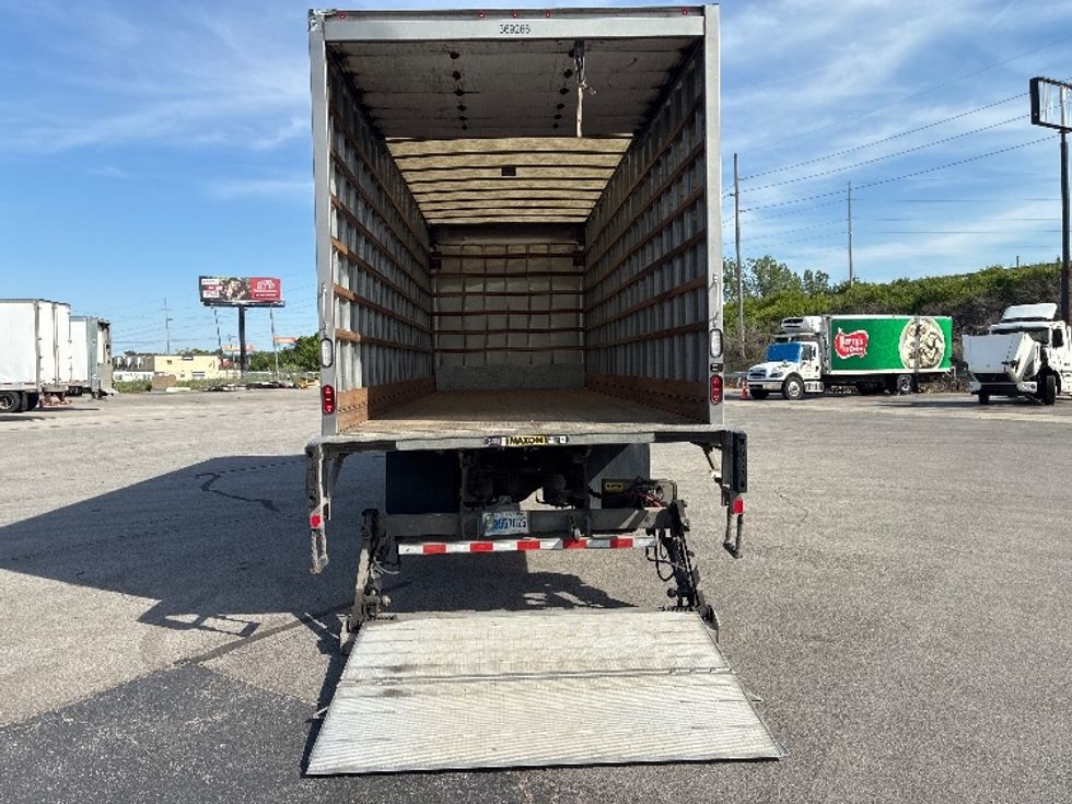 Medium Duty Box Truck-Light and Medium Duty Trucks-International-2020-MV607-Fort Wayne-IN-201,434\n\t\tmiles-$ 45,250 - Image 9