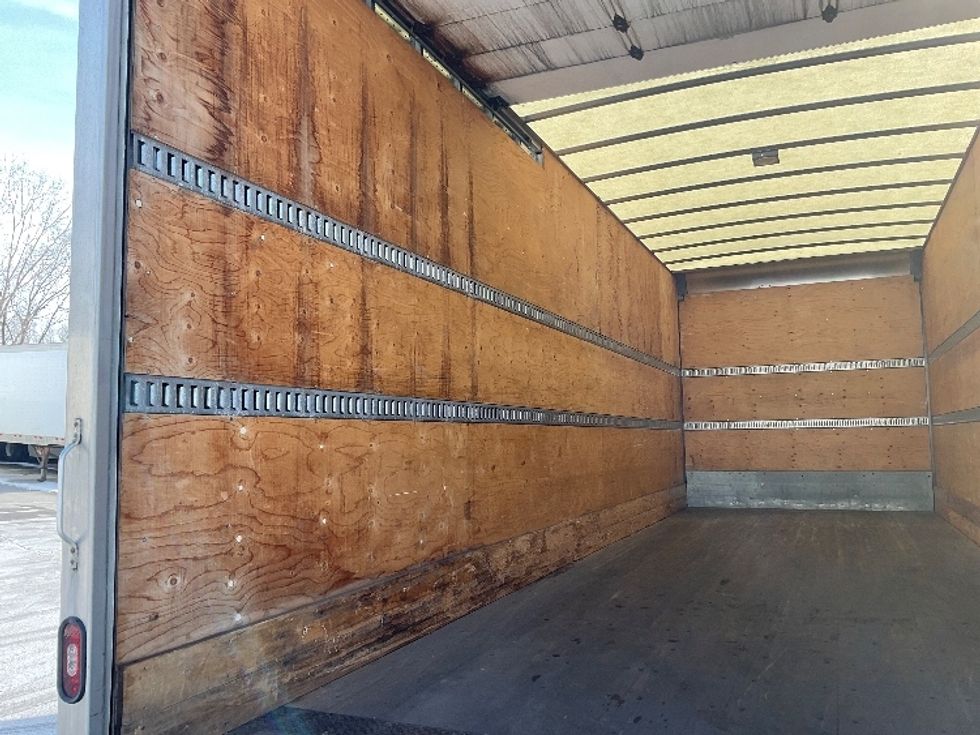 Medium Duty Box Truck-Light and Medium Duty Trucks-International-2020-MV607-Fort Wayne-IN-292,025\n\t\tmiles-$ 24,750 - Image 11