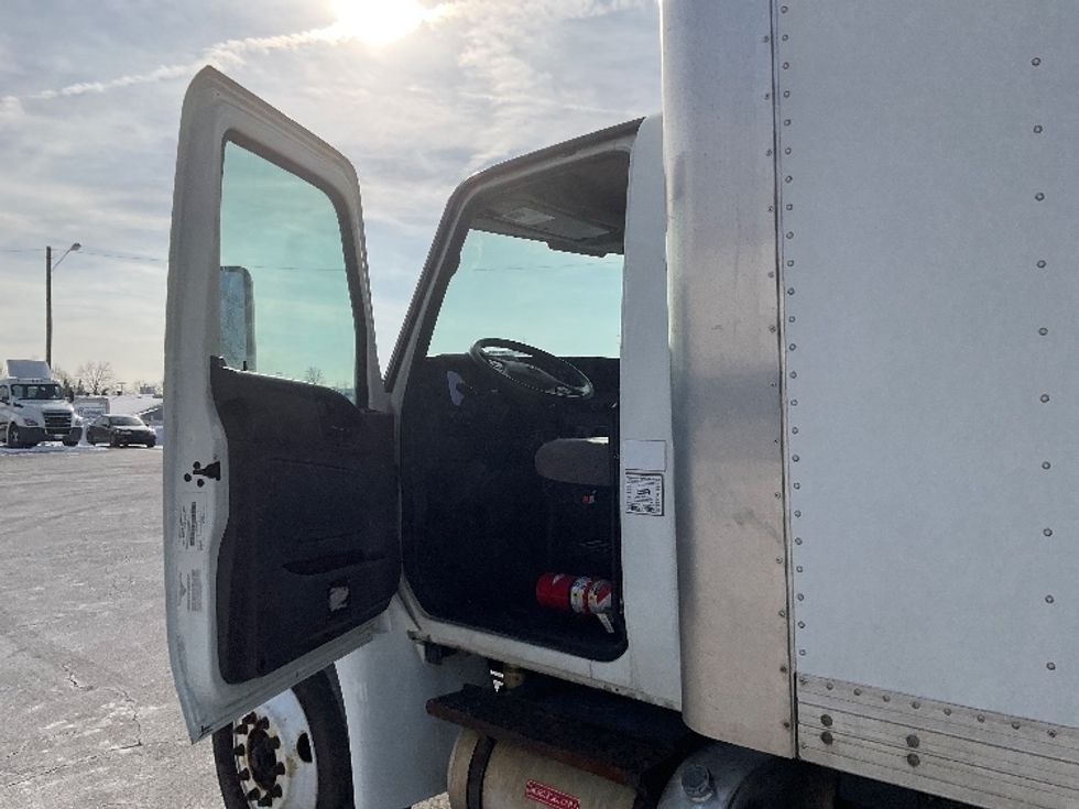 Medium Duty Box Truck-Light and Medium Duty Trucks-International-2020-MV607-Fort Wayne-IN-292,025\n\t\tmiles-$ 24,750 - Image 16