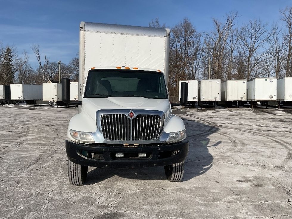 Medium Duty Box Truck-Light and Medium Duty Trucks-International-2020-MV607-Fort Wayne-IN-292,025\n\t\tmiles-$ 24,750 - Image 2