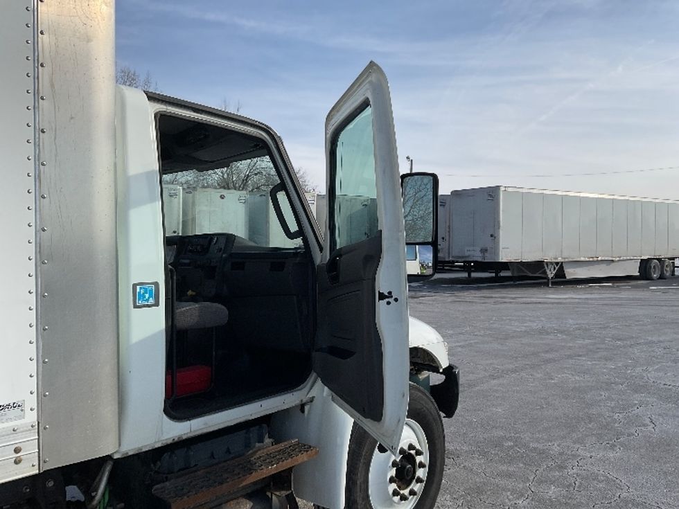 Medium Duty Box Truck-Light and Medium Duty Trucks-International-2020-MV607-Fort Wayne-IN-292,025\n\t\tmiles-$ 24,750 - Image 20
