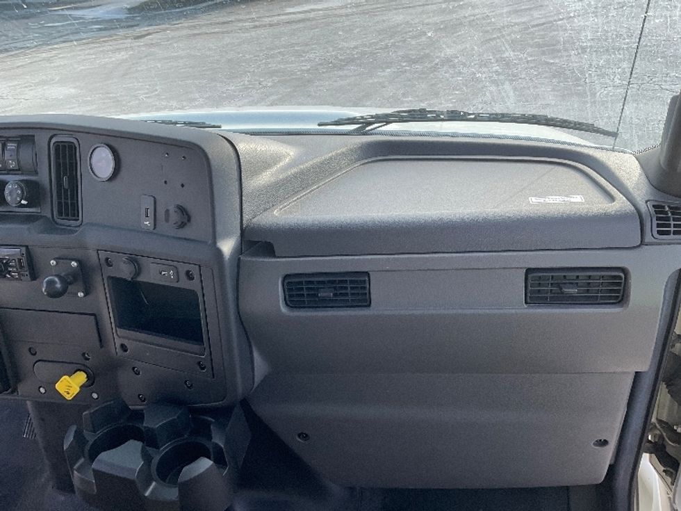 Medium Duty Box Truck-Light and Medium Duty Trucks-International-2020-MV607-Fort Wayne-IN-292,025\n\t\tmiles-$ 24,750 - Image 21