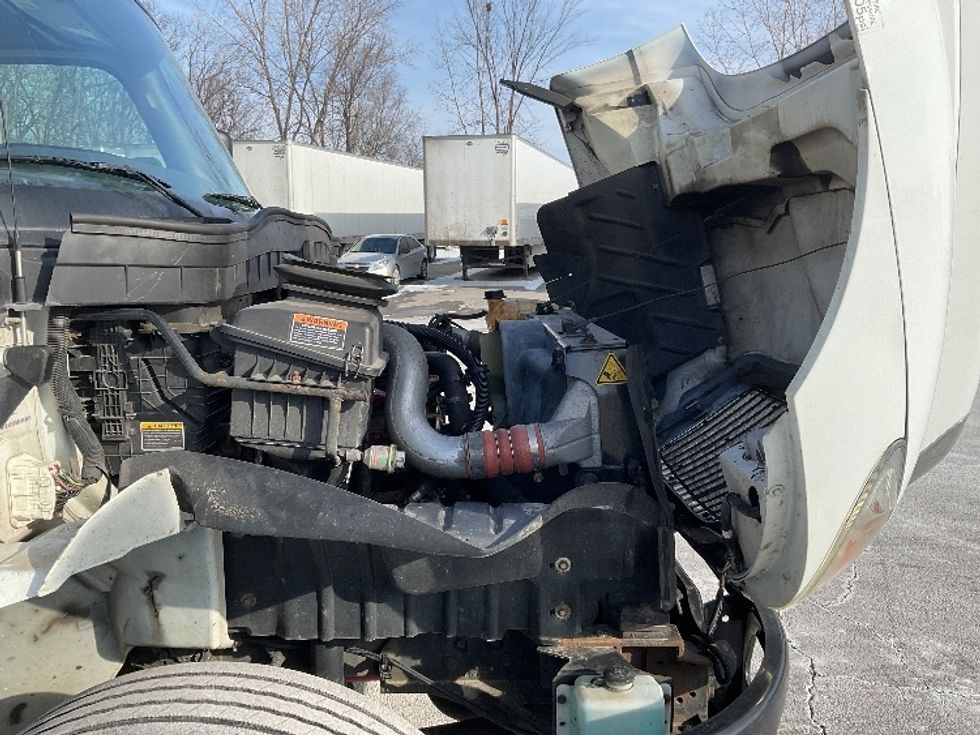 Medium Duty Box Truck-Light and Medium Duty Trucks-International-2020-MV607-Fort Wayne-IN-292,025\n\t\tmiles-$ 24,750 - Image 23