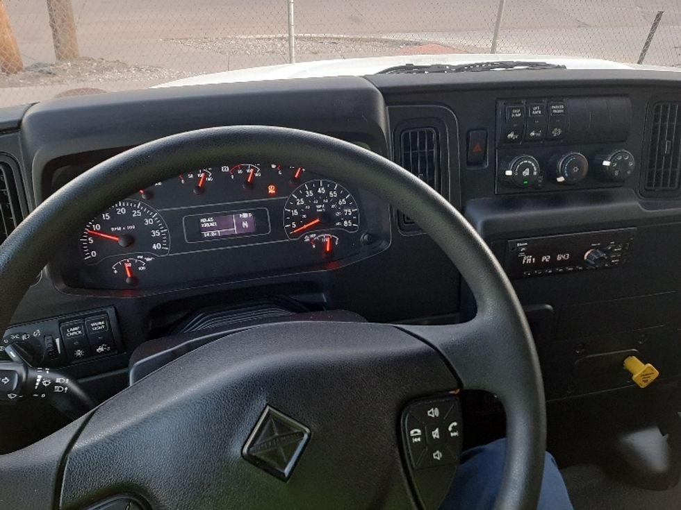 Medium Duty Box Truck-Light and Medium Duty Trucks-International-2020-MV607-Fort Worth-TX-133,266\n\t\tmiles-$ 54,750 - Image 18
