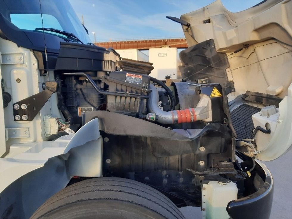 Medium Duty Box Truck-Light and Medium Duty Trucks-International-2020-MV607-Fort Worth-TX-133,266\n\t\tmiles-$ 54,750 - Image 23