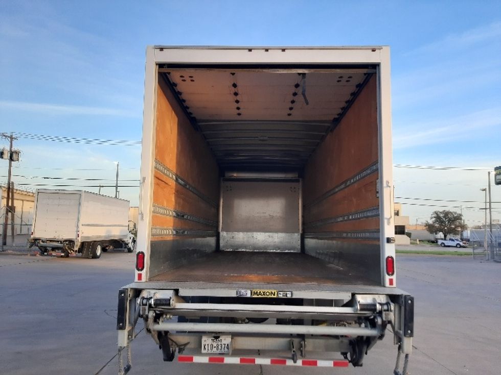 Medium Duty Box Truck-Light and Medium Duty Trucks-International-2020-MV607-Fort Worth-TX-133,266\n\t\tmiles-$ 54,750 - Image 8