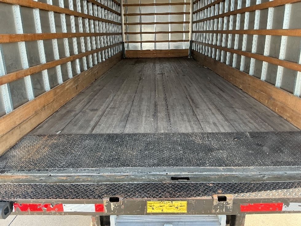 Medium Duty Box Truck-Light and Medium Duty Trucks-International-2020-MV607-Fort Worth-TX-17,919\n\t\tmiles-$ 59,250 - Image 10