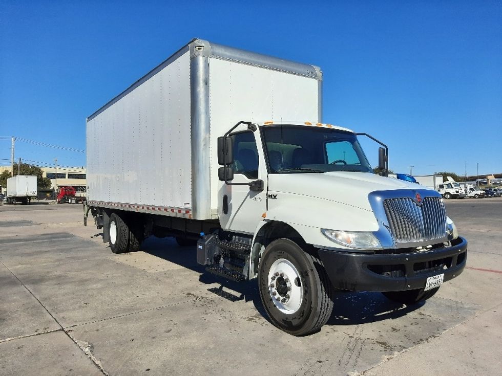 Medium Duty Box Truck-Light and Medium Duty Trucks-International-2020-MV607-Fort Worth-TX-77,554\n\t\tmiles-$ 60,000 - Image 1
