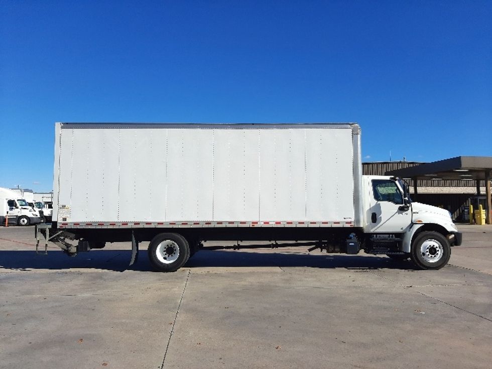 Medium Duty Box Truck-Light and Medium Duty Trucks-International-2020-MV607-Fort Worth-TX-77,554\n\t\tmiles-$ 60,000 - Image 15