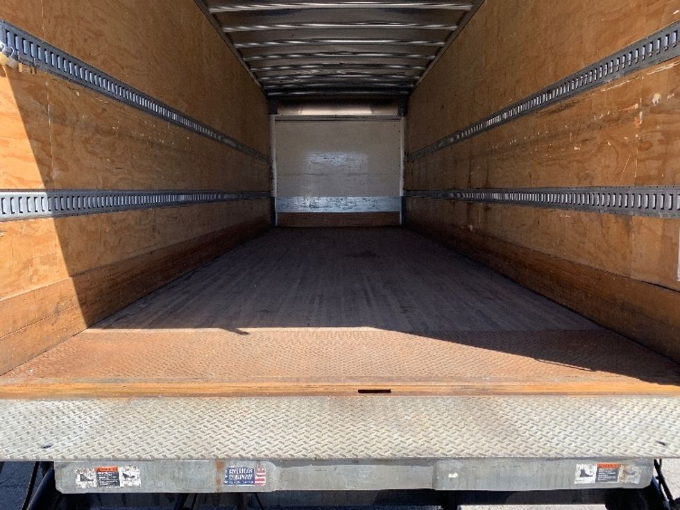 Medium Duty Box Truck-Light and Medium Duty Trucks-International-2020-MV607-Franklin-MA-75,556\n\t\tmiles-$ 56,750 - Image 10
