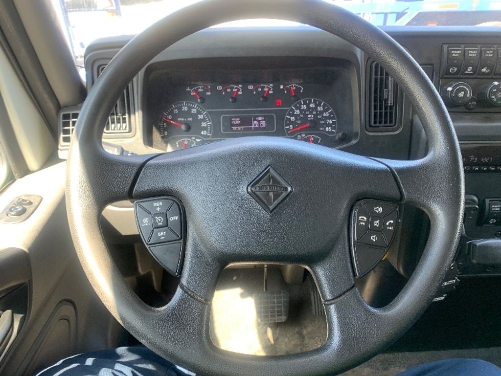Medium Duty Box Truck-Light and Medium Duty Trucks-International-2020-MV607-Franklin-MA-75,556\n\t\tmiles-$ 56,750 - Image 18