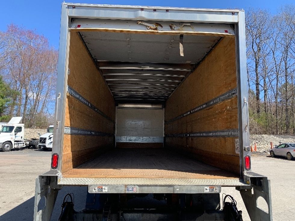 Medium Duty Box Truck-Light and Medium Duty Trucks-International-2020-MV607-Franklin-MA-75,556\n\t\tmiles-$ 56,750 - Image 8