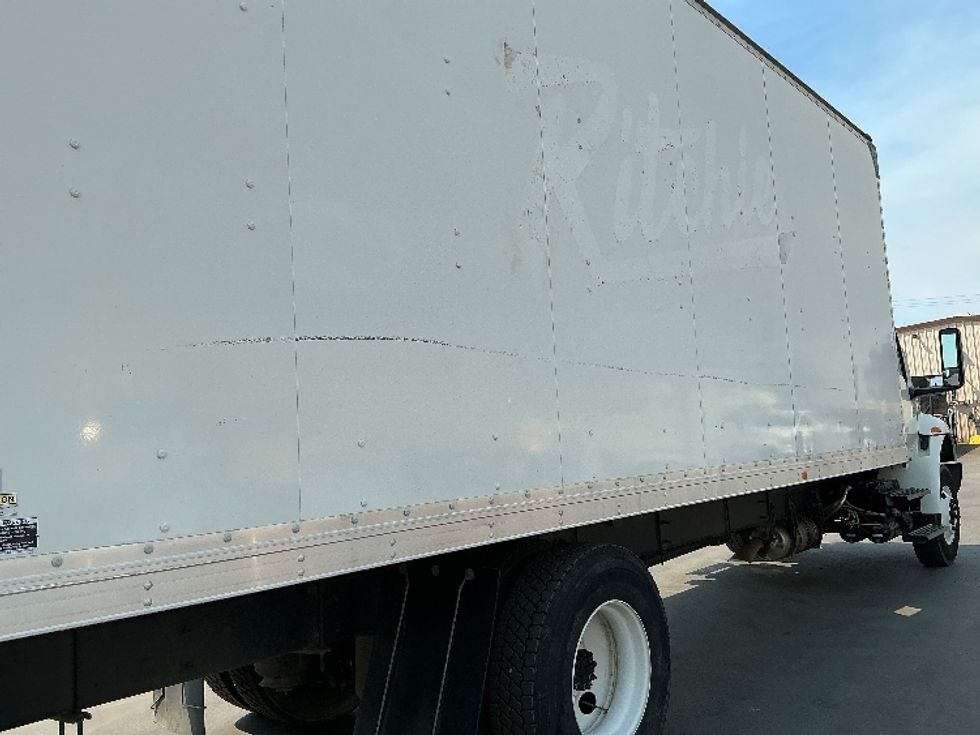 Medium Duty Box Truck-Light and Medium Duty Trucks-International-2020-MV607-Fresno-CA-122,157\n\t\tmiles-$ 56,500 - Image 28