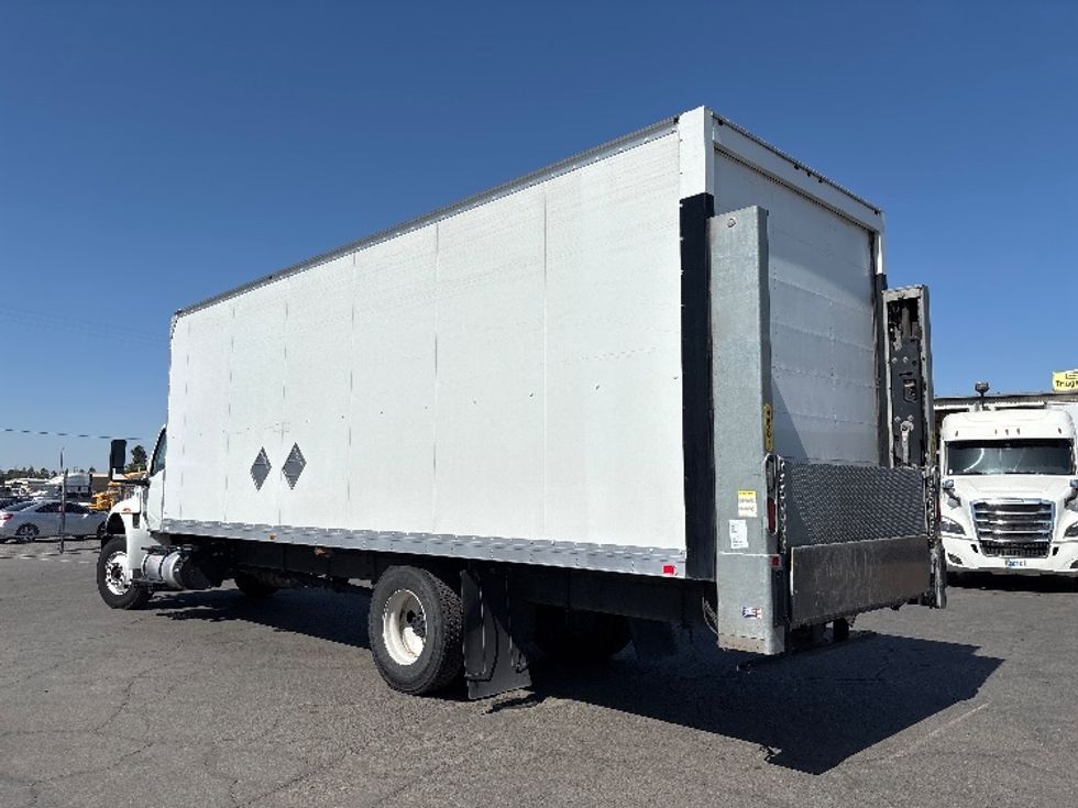Medium Duty Box Truck-Light and Medium Duty Trucks-International-2020-MV607-Fresno-CA-137,283\n\t\tmiles-$ 55,000 - Image 6