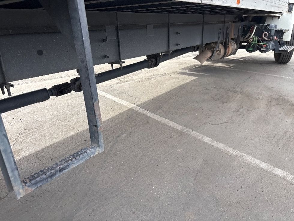 Medium Duty Box Truck-Light and Medium Duty Trucks-International-2020-MV607-Fresno-CA-220,911\n\t\tmiles-$ 42,750 - Image 14