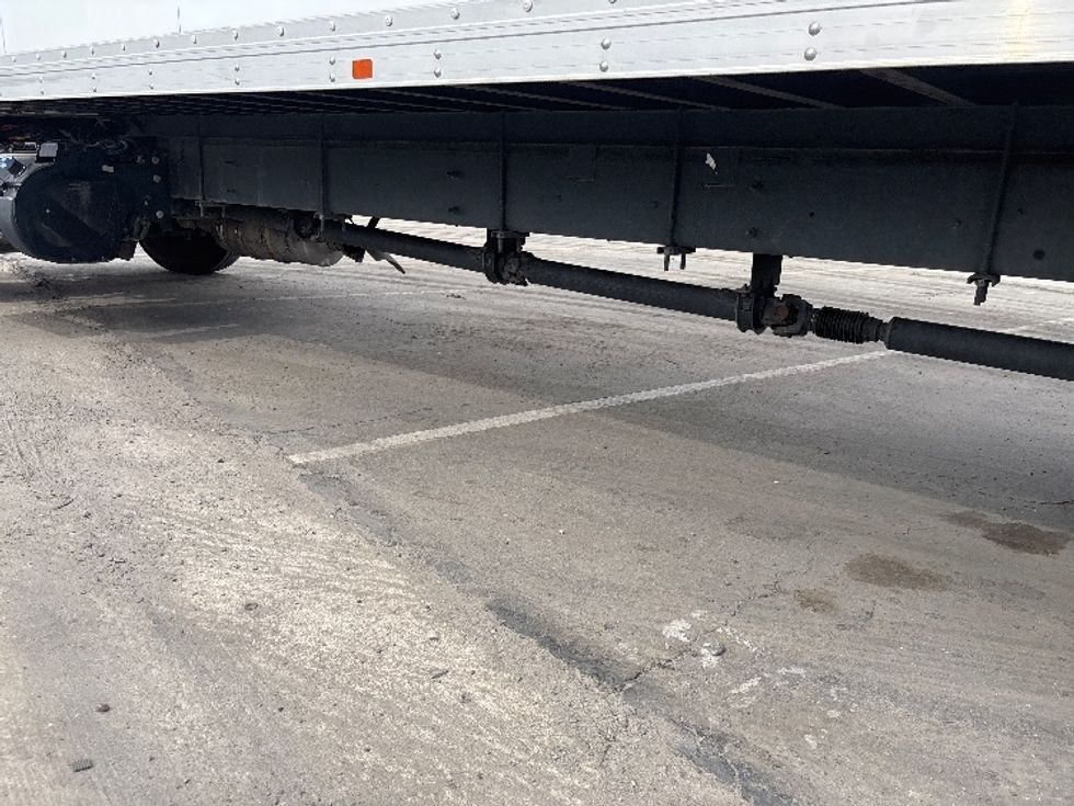 Medium Duty Box Truck-Light and Medium Duty Trucks-International-2020-MV607-Fresno-CA-220,911\n\t\tmiles-$ 42,750 - Image 5