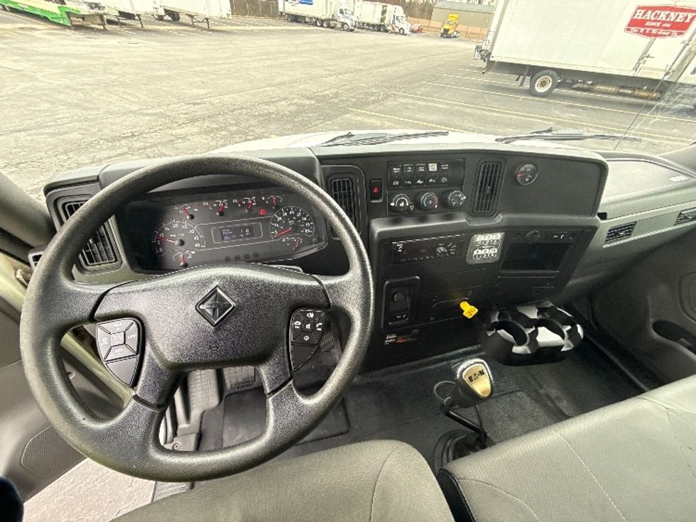 Medium Duty Box Truck-Light and Medium Duty Trucks-International-2020-MV607-Gahanna-OH-284,832\n\t\tmiles-$ 35,750 - Image 19