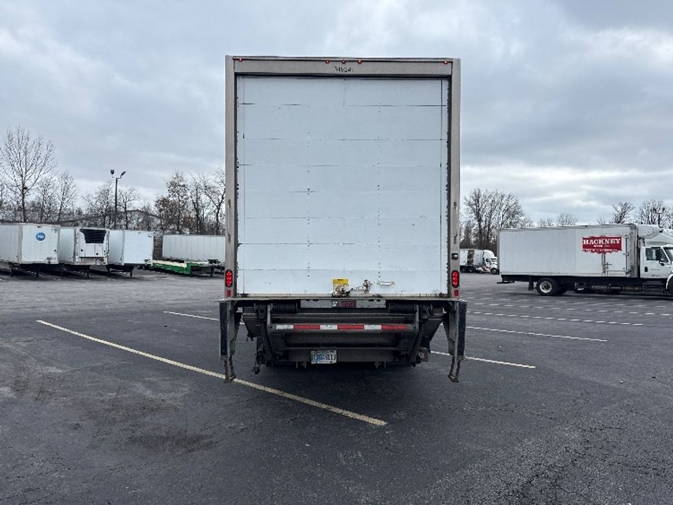 Medium Duty Box Truck-Light and Medium Duty Trucks-International-2020-MV607-Gahanna-OH-284,832\n\t\tmiles-$ 35,750 - Image 7