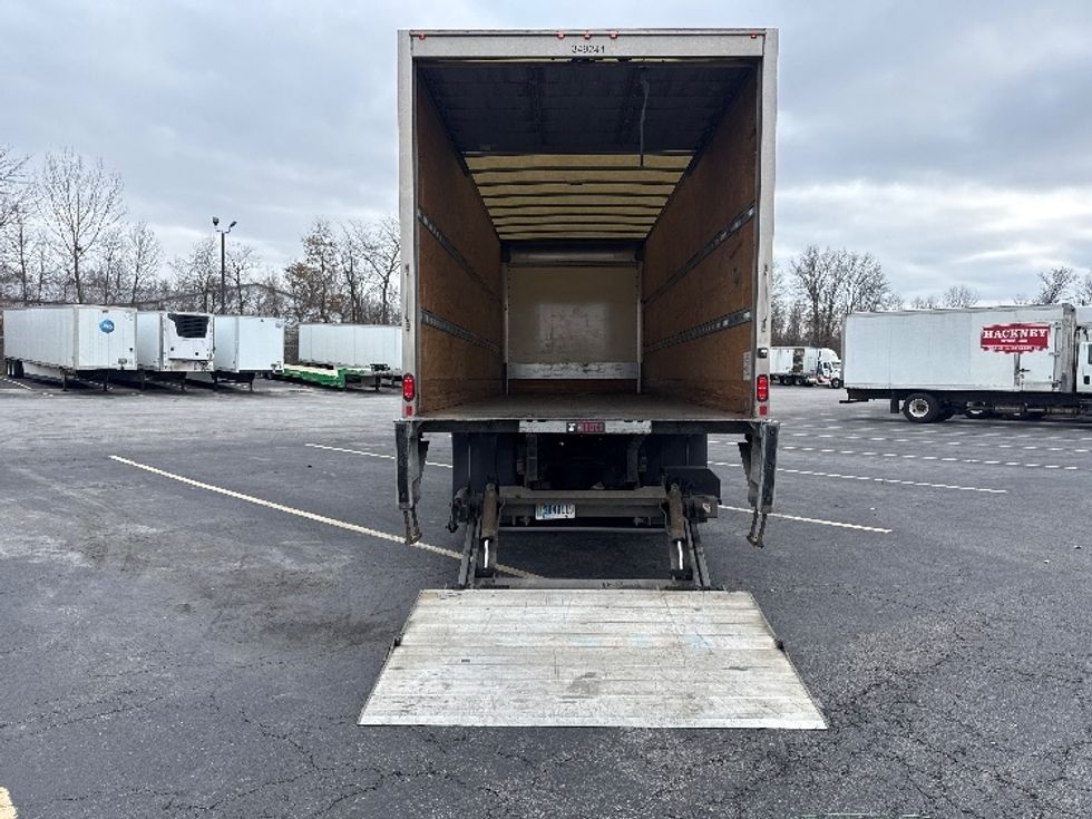 Medium Duty Box Truck-Light and Medium Duty Trucks-International-2020-MV607-Gahanna-OH-284,832\n\t\tmiles-$ 35,750 - Image 9