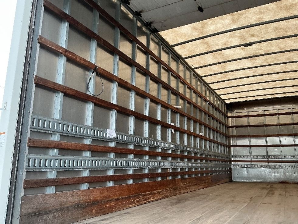 Medium Duty Box Truck-Light and Medium Duty Trucks-International-2020-MV607-Garden City-GA-148,484\n\t\tmiles-$ 52,250 - Image 11