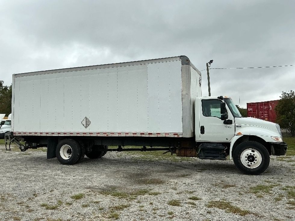 Medium Duty Box Truck-Light and Medium Duty Trucks-International-2020-MV607-Garden City-GA-148,484\n\t\tmiles-$ 52,250 - Image 15