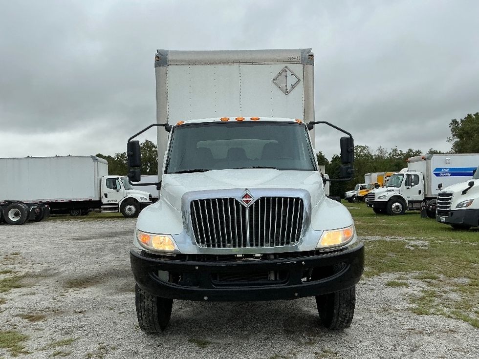Medium Duty Box Truck-Light and Medium Duty Trucks-International-2020-MV607-Garden City-GA-148,484\n\t\tmiles-$ 52,250 - Image 2