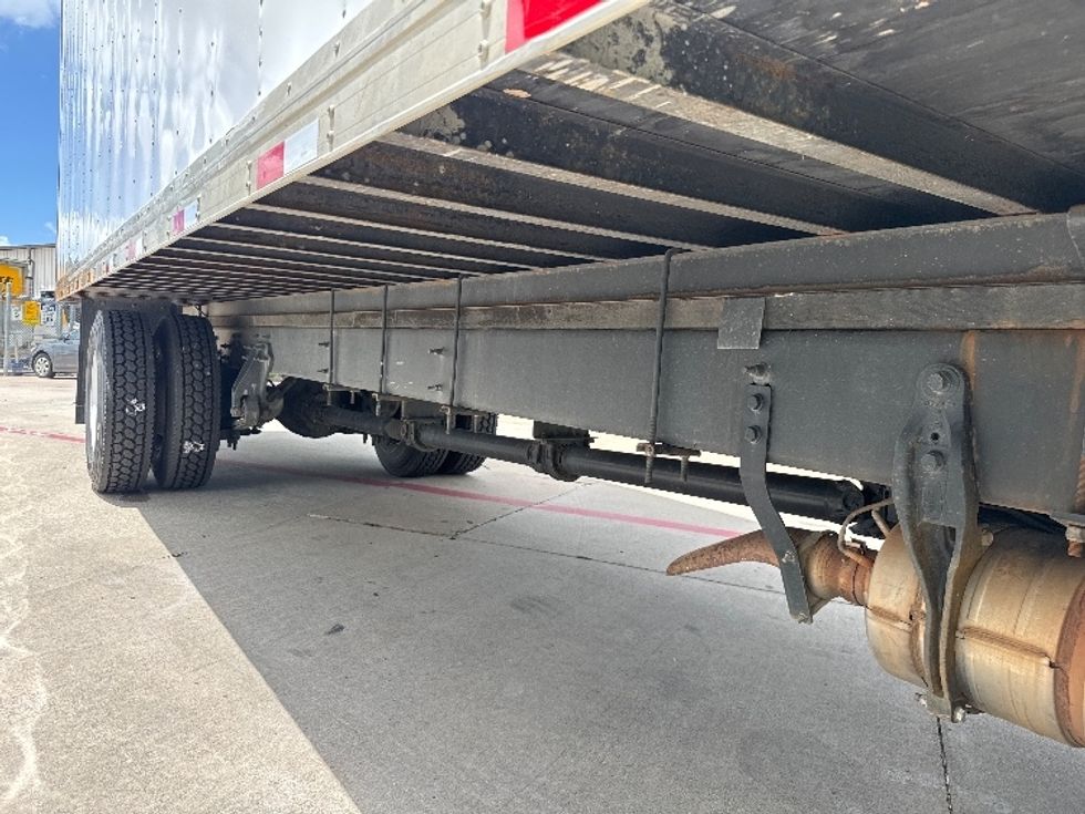 Medium Duty Box Truck-Light and Medium Duty Trucks-International-2020-MV607-Garland-TX-107,573\n\t\tmiles-$ 62,250 - Image 14