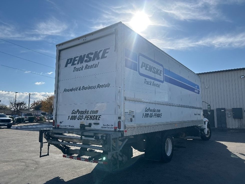 Medium Duty Box Truck-Light and Medium Duty Trucks-International-2020-MV607-Garland-TX-138,683\n\t\tmiles-$ 52,500 - Image 13