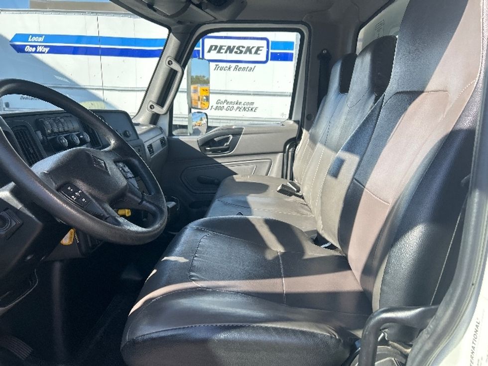 Medium Duty Box Truck-Light and Medium Duty Trucks-International-2020-MV607-Garland-TX-138,683\n\t\tmiles-$ 52,500 - Image 19