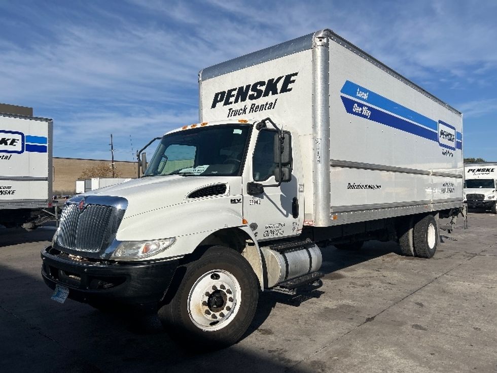 Medium Duty Box Truck-Light and Medium Duty Trucks-International-2020-MV607-Garland-TX-138,683\n\t\tmiles-$ 52,500 - Image 3