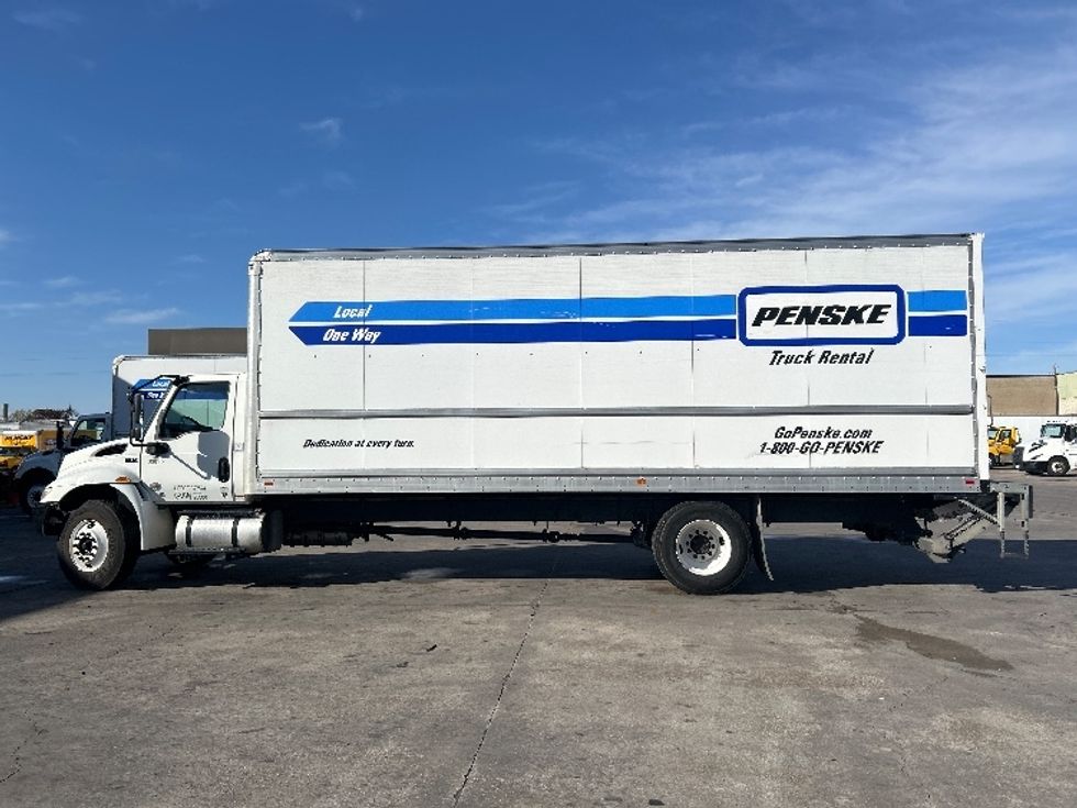 Medium Duty Box Truck-Light and Medium Duty Trucks-International-2020-MV607-Garland-TX-138,683\n\t\tmiles-$ 52,500 - Image 4