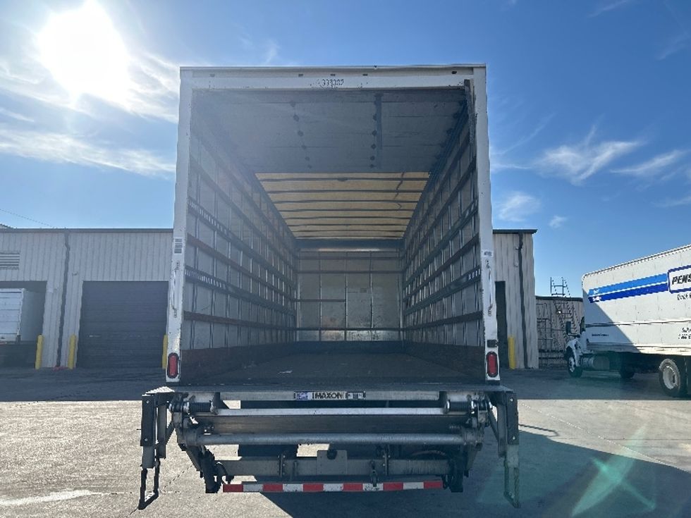 Medium Duty Box Truck-Light and Medium Duty Trucks-International-2020-MV607-Garland-TX-138,683\n\t\tmiles-$ 52,500 - Image 8
