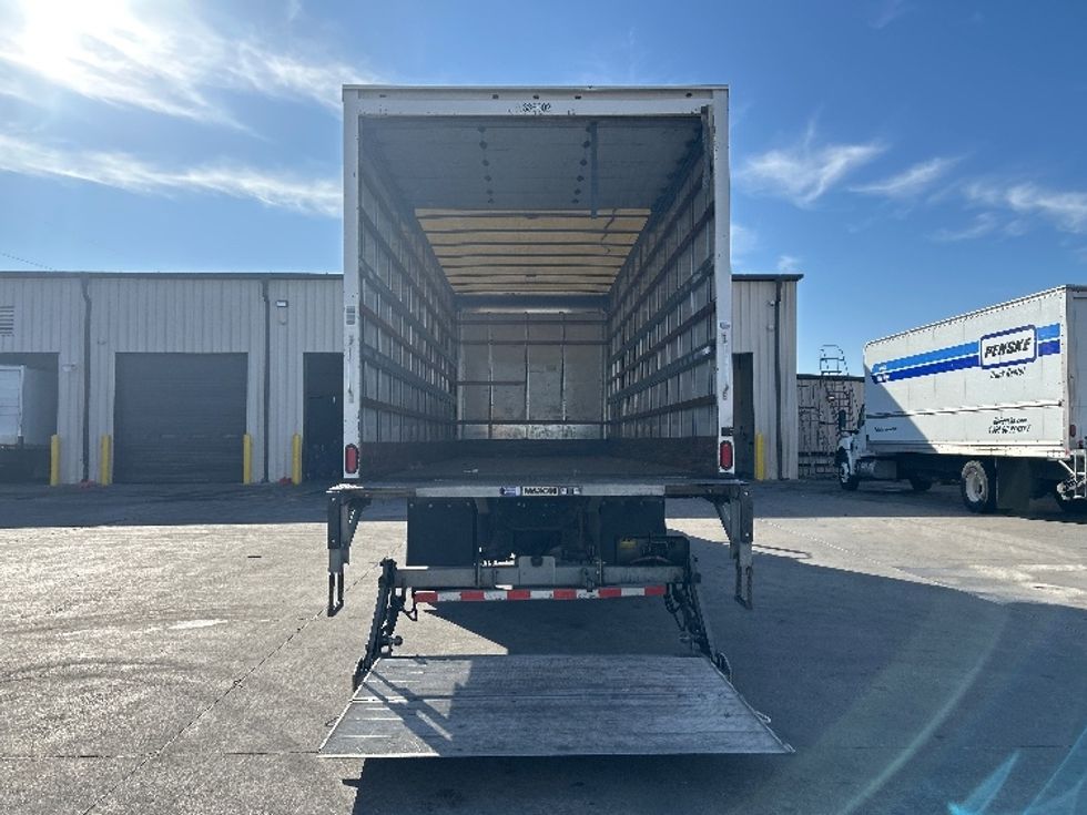 Medium Duty Box Truck-Light and Medium Duty Trucks-International-2020-MV607-Garland-TX-138,683\n\t\tmiles-$ 52,500 - Image 9