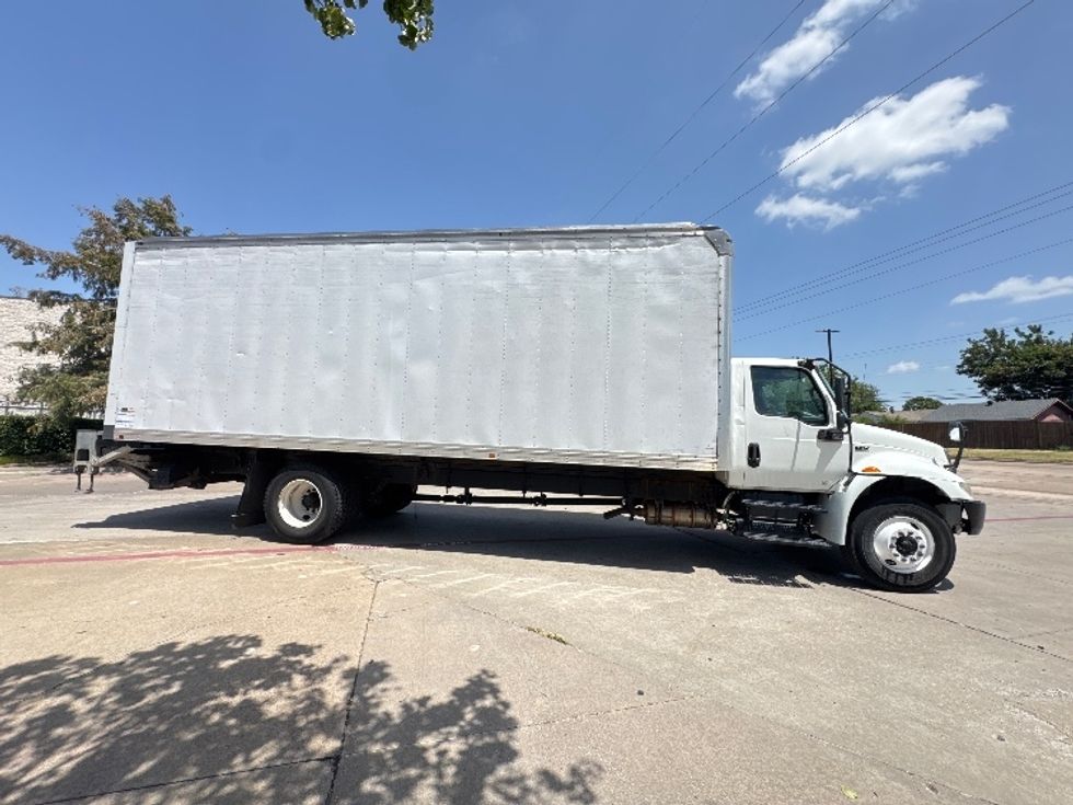 Medium Duty Box Truck-Light and Medium Duty Trucks-International-2020-MV607-Garland-TX-297,281\n\t\tmiles-$ 36,250 - Image 15