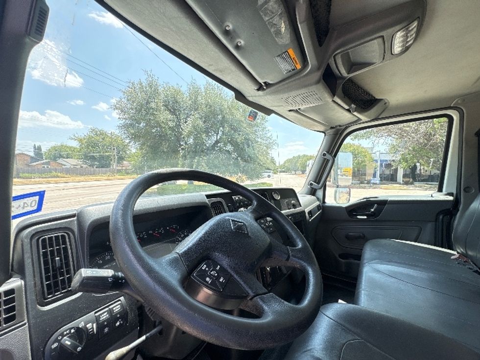 Medium Duty Box Truck-Light and Medium Duty Trucks-International-2020-MV607-Garland-TX-297,281\n\t\tmiles-$ 36,250 - Image 17