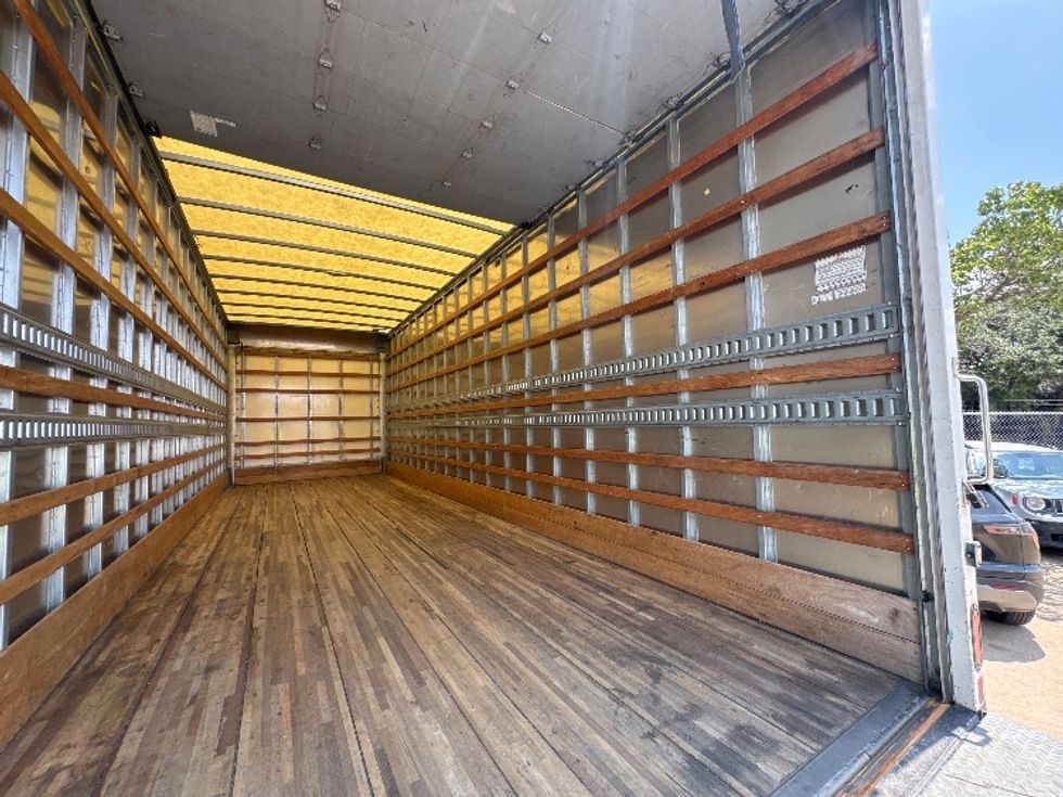 Medium Duty Box Truck-Light and Medium Duty Trucks-International-2020-MV607-Garland-TX-325,785\n\t\tmiles-$ 31,250 - Image 12