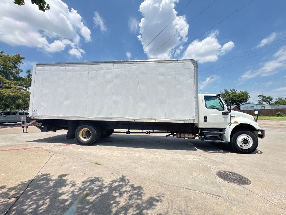 Medium Duty Box Truck-Light and Medium Duty Trucks-International-2020-MV607-Garland-TX-325,785\n\t\tmiles-$ 31,250 - Image 15