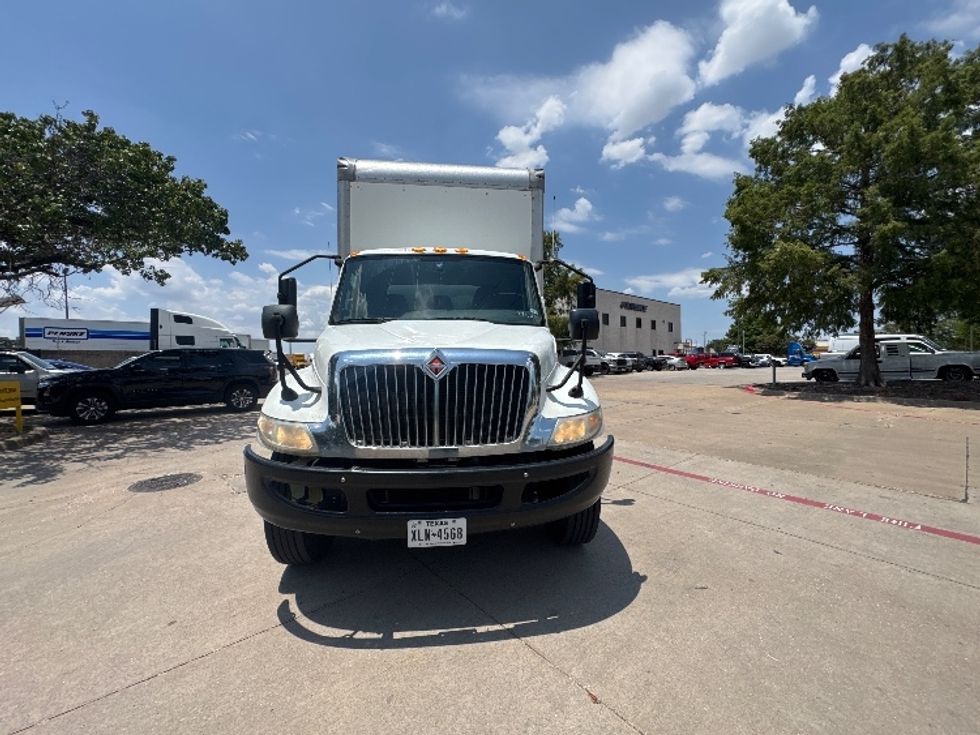 Medium Duty Box Truck-Light and Medium Duty Trucks-International-2020-MV607-Garland-TX-325,785\n\t\tmiles-$ 31,250 - Image 2