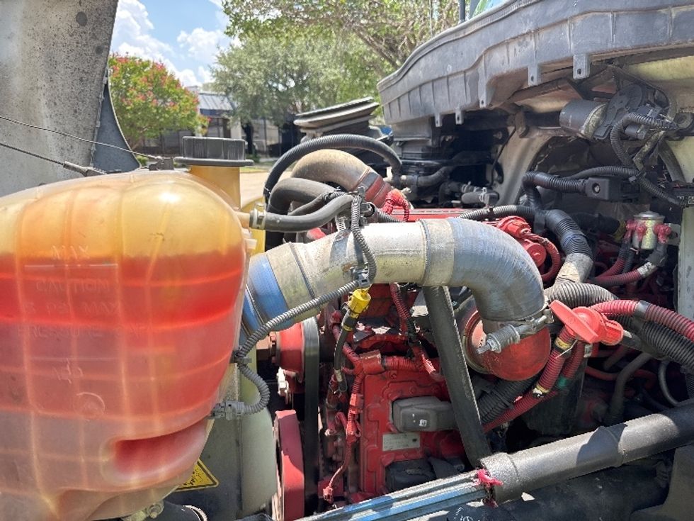 Medium Duty Box Truck-Light and Medium Duty Trucks-International-2020-MV607-Garland-TX-325,785\n\t\tmiles-$ 31,250 - Image 24