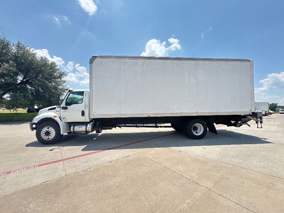 Medium Duty Box Truck-Light and Medium Duty Trucks-International-2020-MV607-Garland-TX-325,785\n\t\tmiles-$ 31,250 - Image 4