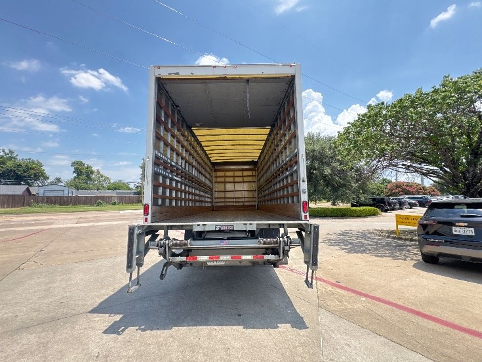Medium Duty Box Truck-Light and Medium Duty Trucks-International-2020-MV607-Garland-TX-325,785\n\t\tmiles-$ 31,250 - Image 8
