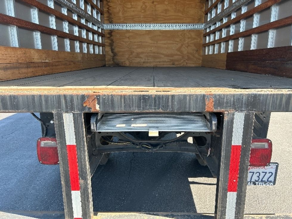 Medium Duty Box Truck-Light and Medium Duty Trucks-International-2020-MV607-Gilroy-CA-5,528\n\t\tmiles-$ 56,250 - Image 10