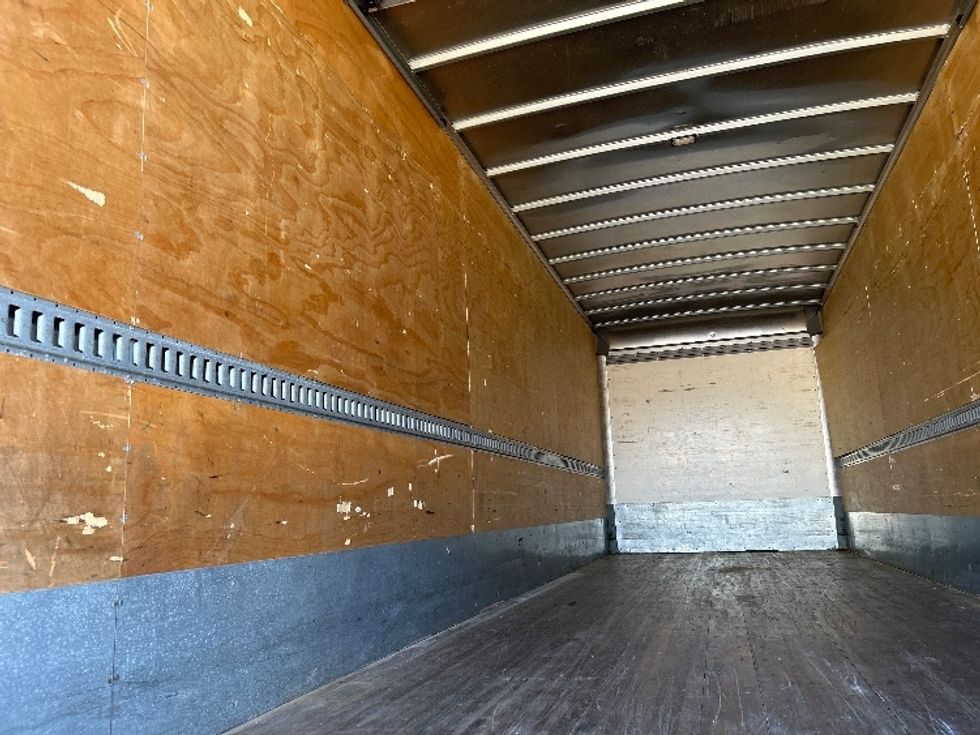 Medium Duty Box Truck-Light and Medium Duty Trucks-International-2020-MV607-Goshen-IN-100,680\n\t\tmiles-$ 56,250 - Image 10