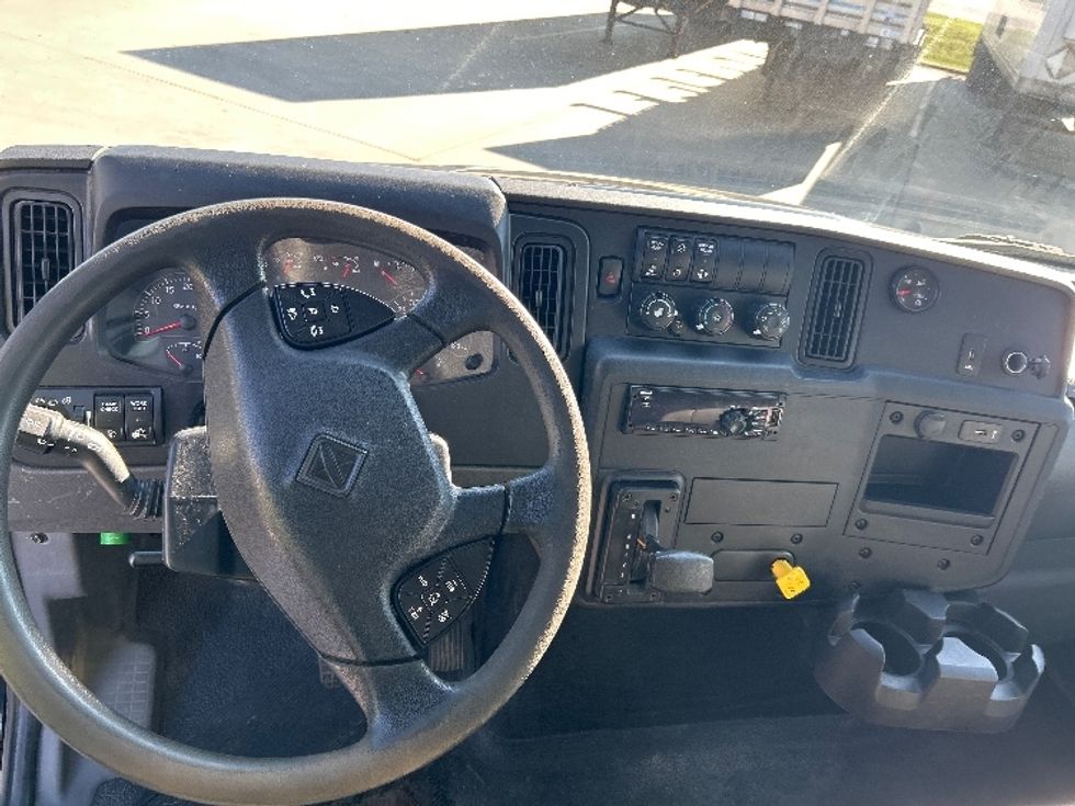 Medium Duty Box Truck-Light and Medium Duty Trucks-International-2020-MV607-Goshen-IN-100,680\n\t\tmiles-$ 56,250 - Image 17