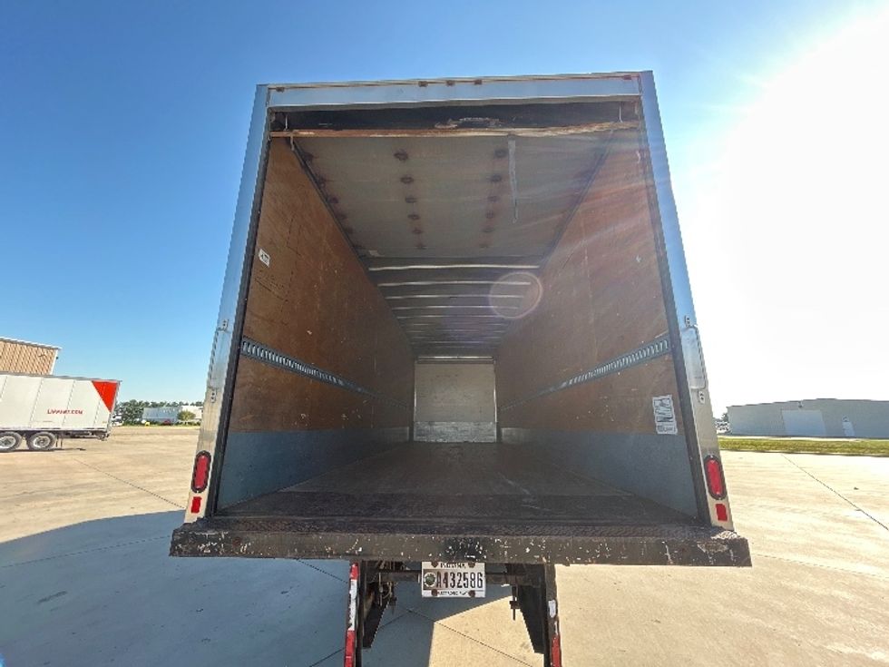 Medium Duty Box Truck-Light and Medium Duty Trucks-International-2020-MV607-Goshen-IN-100,680\n\t\tmiles-$ 56,250 - Image 8