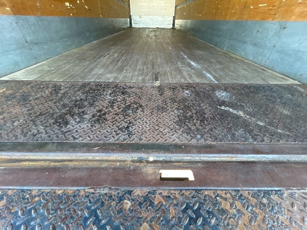 Medium Duty Box Truck-Light and Medium Duty Trucks-International-2020-MV607-Goshen-IN-100,680\n\t\tmiles-$ 56,250 - Image 9