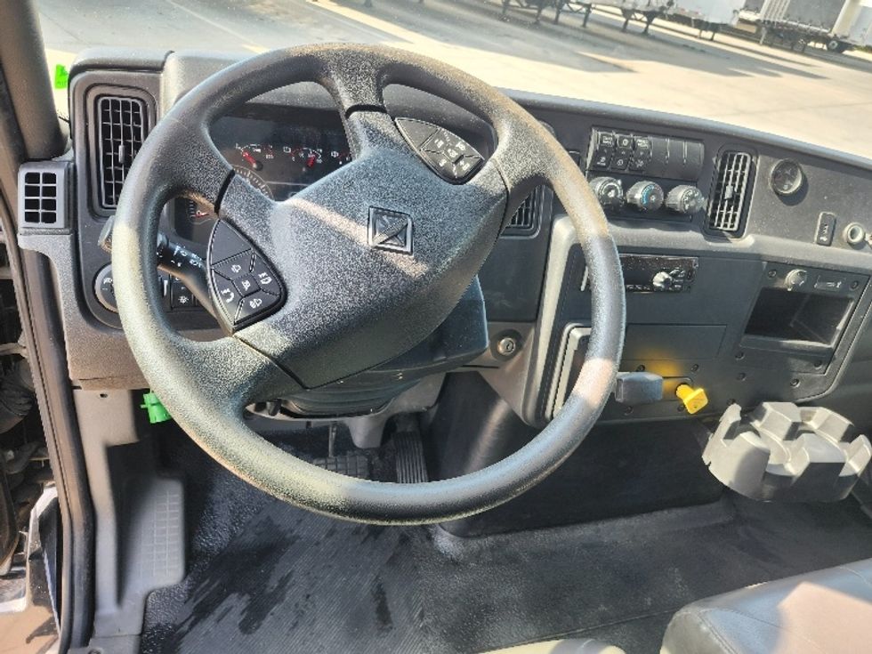 Medium Duty Box Truck-Light and Medium Duty Trucks-International-2020-MV607-Goshen-IN-66,764\n\t\tmiles-$ 58,000 - Image 17