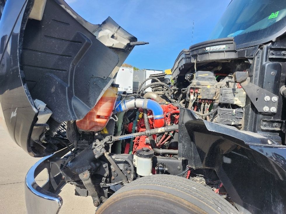 Medium Duty Box Truck-Light and Medium Duty Trucks-International-2020-MV607-Goshen-IN-66,764\n\t\tmiles-$ 58,000 - Image 23