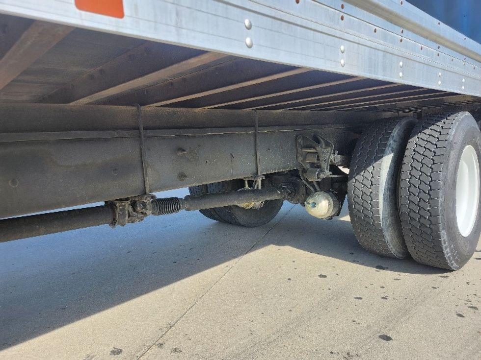 Medium Duty Box Truck-Light and Medium Duty Trucks-International-2020-MV607-Goshen-IN-66,764\n\t\tmiles-$ 58,000 - Image 5