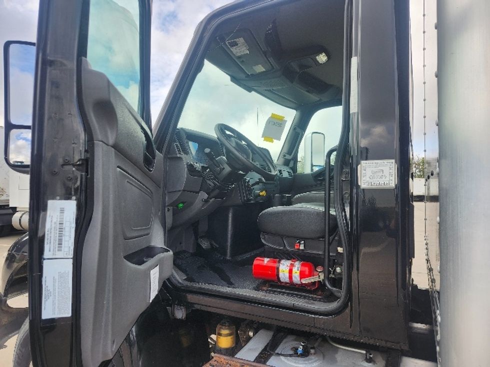 Medium Duty Box Truck-Light and Medium Duty Trucks-International-2020-MV607-Goshen-IN-69,594\n\t\tmiles-$ 57,750 - Image 15